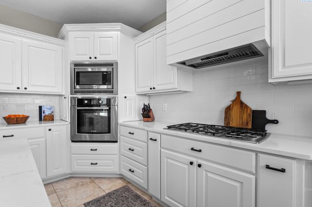 1430 Purple Sage St, Richland, WA 99352