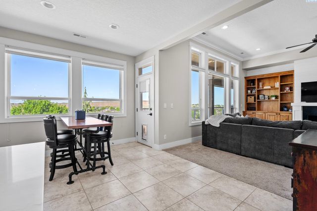 1430 Purple Sage St, Richland, WA 99352