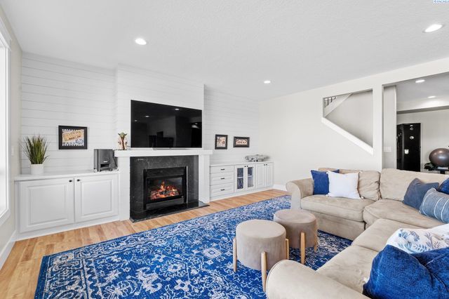 1430 Purple Sage St, Richland, WA 99352