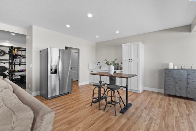 1430 Purple Sage St, Richland, WA 99352