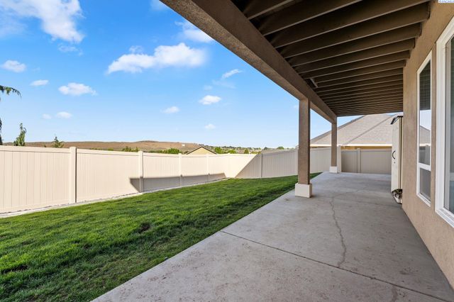 1430 Purple Sage St, Richland, WA 99352