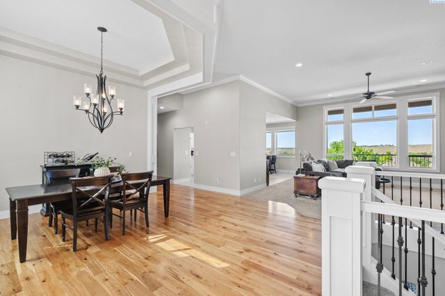 1430 Purple Sage St, Richland, WA 99352