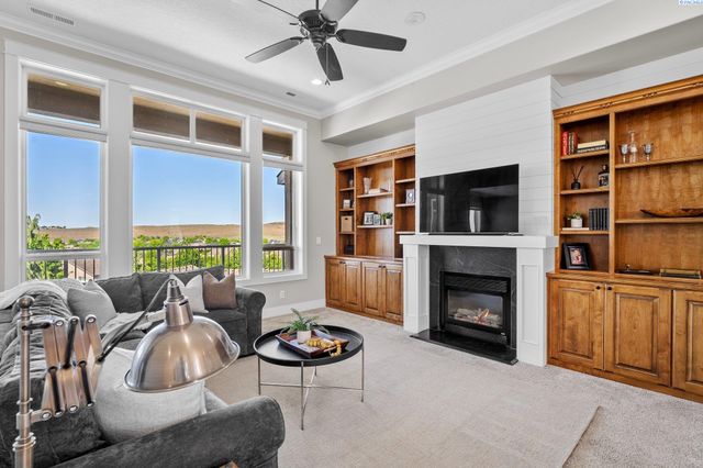 1430 Purple Sage St, Richland, WA 99352