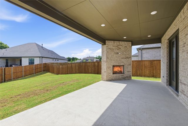 709 Allison Drive, Van Alstyne, TX 75495