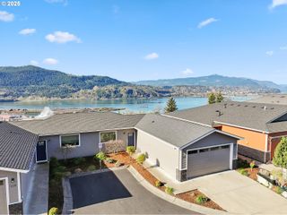 116 INGRAM Pl, White Salmon, WA 98672