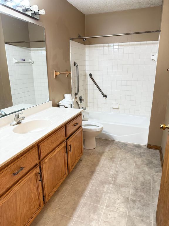 6313 Vera Cruz Lane N, Brooklyn Park, MN 55429