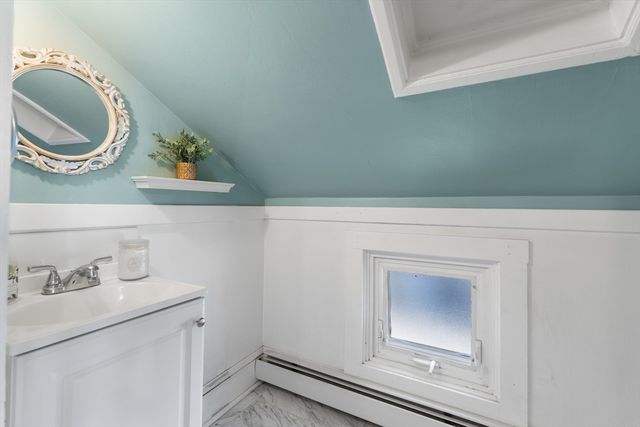 12 Johnson Ave, Peabody, MA 01960
