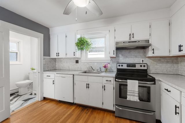 12 Johnson Ave, Peabody, MA 01960