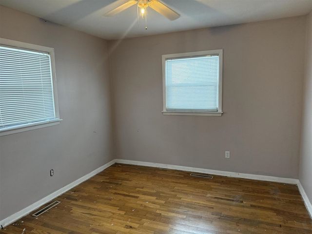 409 Weeks Avenue, Battle Creek, MI 49015