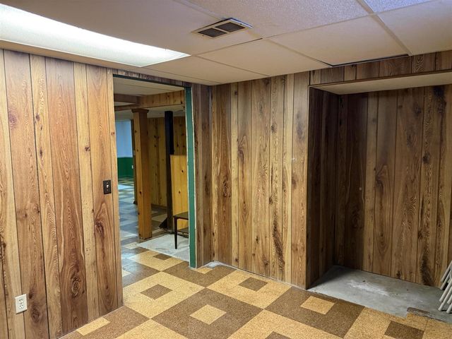 409 Weeks Avenue, Battle Creek, MI 49015