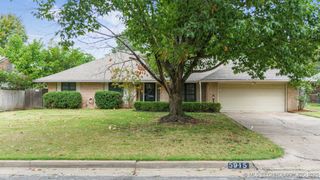 5915 E 47th Place, Tulsa, OK 74135