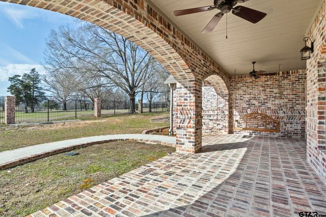 602 Greenhill Park, Mt Pleasant, TX 75455