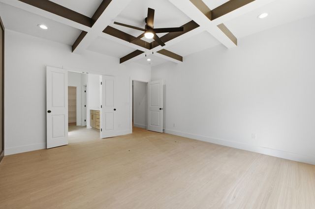 6821 Lakeshore Drive, Chattanooga, TN 37416