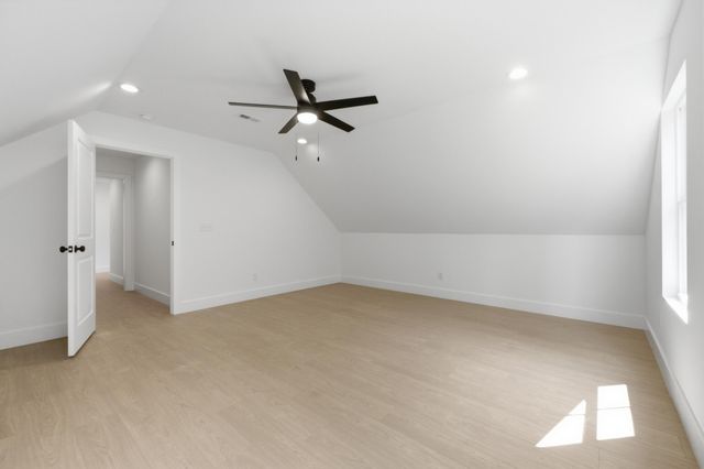 6821 Lakeshore Drive, Chattanooga, TN 37416