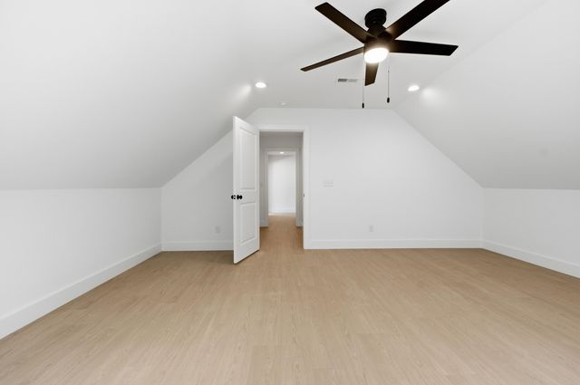 6821 Lakeshore Drive, Chattanooga, TN 37416