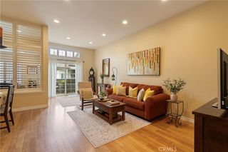 6 Brownfield Lane, Pomona, CA 91766