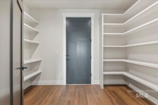 6880 E Chicken Hawk Loop, Nampa, ID 83686