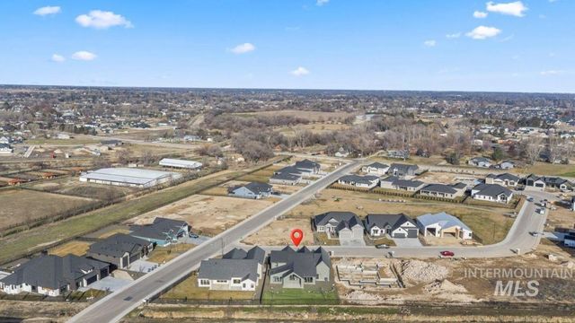 6880 E Chicken Hawk Loop, Nampa, ID 83686