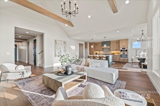 6880 E Chicken Hawk Loop, Nampa, ID 83686