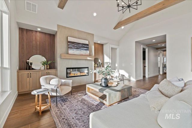 6880 E Chicken Hawk Loop, Nampa, ID 83686