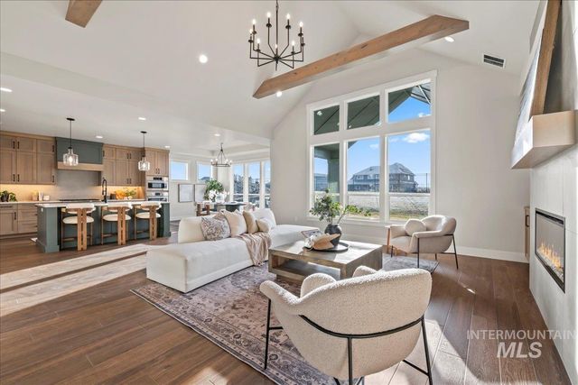 6880 E Chicken Hawk Loop, Nampa, ID 83686