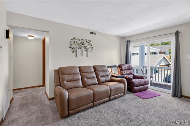 149 Jubilee Hill Drive E, Wildwood, MO 63040