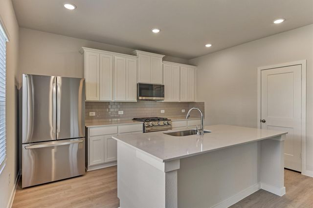7727 Bergamot Circle, Magnolia, TX 77354