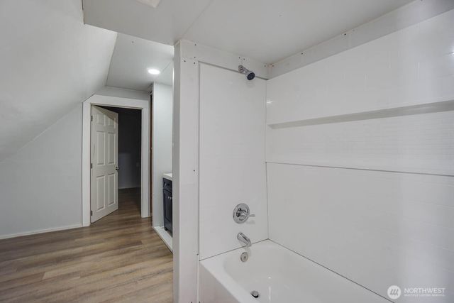 99 Main Street, Cathlamet, WA 98612