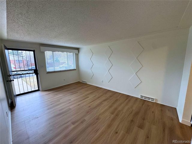 10800 E 4th Way, Aurora, CO 80010
