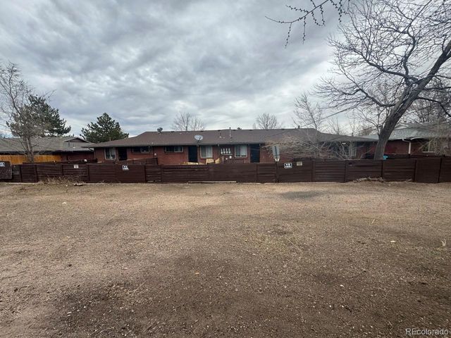 10800 E 4th Way, Aurora, CO 80010
