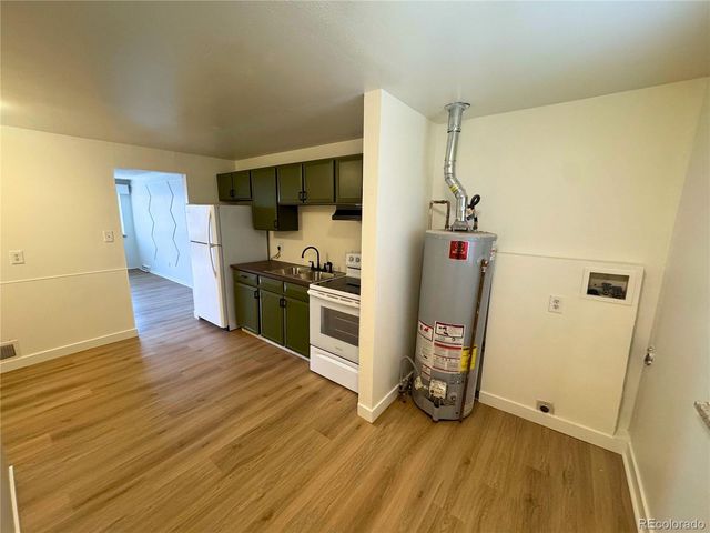 10800 E 4th Way, Aurora, CO 80010