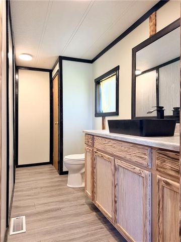 538 NW Church Street, Trenton, MO 64683