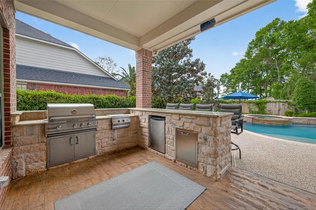 18207 Yukon Ridge Trail, Humble, TX 77346