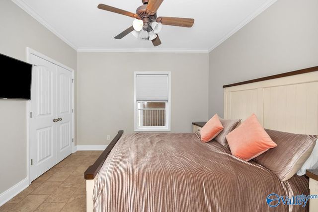 5590 Bay Village Drive 208, Athens, AL 35611