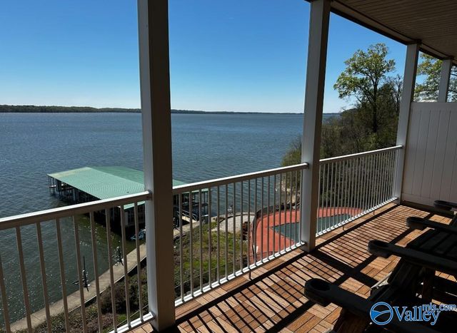 5590 Bay Village Drive 208, Athens, AL 35611