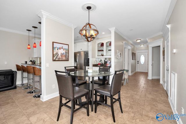 5590 Bay Village Drive 208, Athens, AL 35611