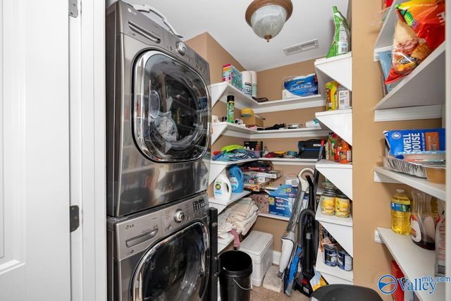 5590 Bay Village Drive 208, Athens, AL 35611