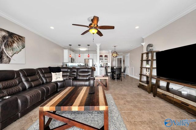 5590 Bay Village Drive 208, Athens, AL 35611