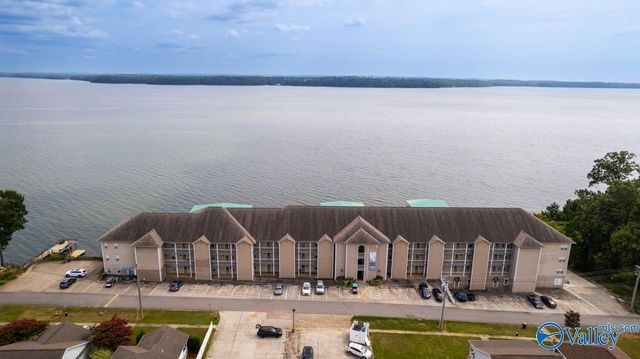 5590 Bay Village Drive 208, Athens, AL 35611