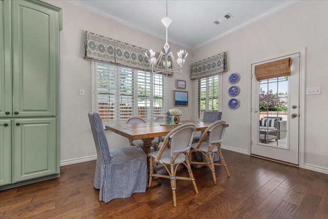 708 Northwood Road, Fort Worth, TX 76107