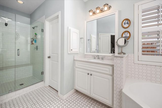 708 Northwood Road, Fort Worth, TX 76107
