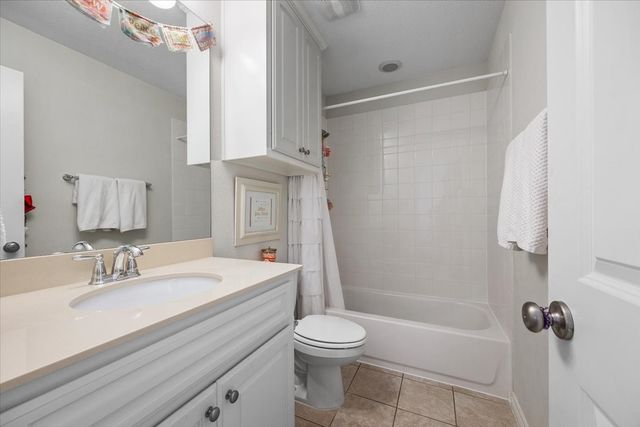 708 Northwood Road, Fort Worth, TX 76107