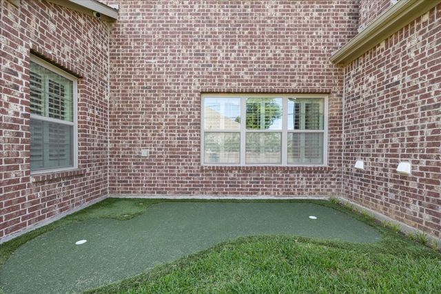 708 Northwood Road, Fort Worth, TX 76107