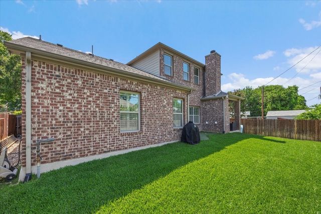 708 Northwood Road, Fort Worth, TX 76107