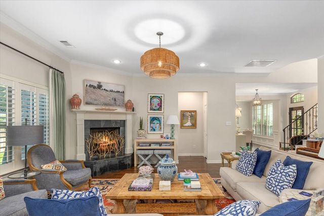 708 Northwood Road, Fort Worth, TX 76107