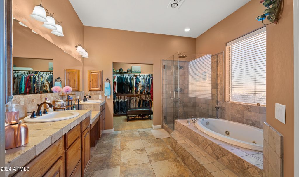 Image 11 of property listing at 19711 W GEORGIA Avenue, Litchfield Park, AZ 85340