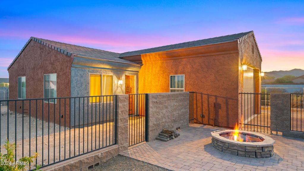 Image 17 of property listing at 19711 W GEORGIA Avenue, Litchfield Park, AZ 85340