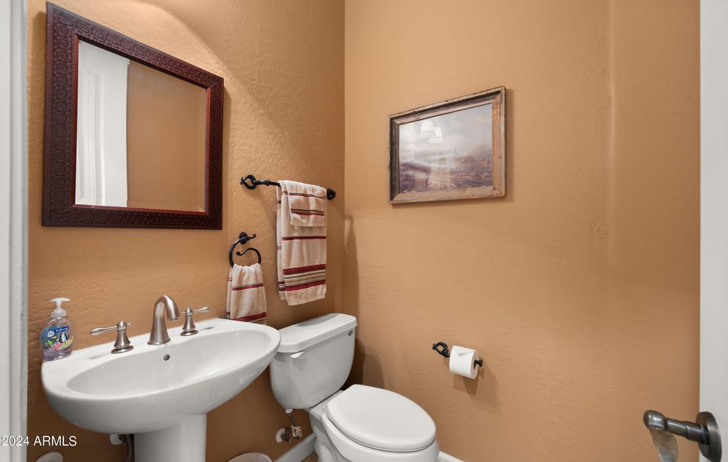 Image 9 of property listing at 19711 W GEORGIA Avenue, Litchfield Park, AZ 85340