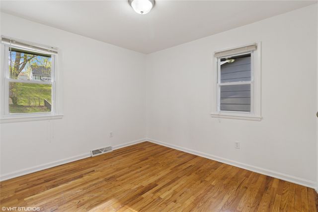 7340 Southview Drive, Des Moines, IA 50315