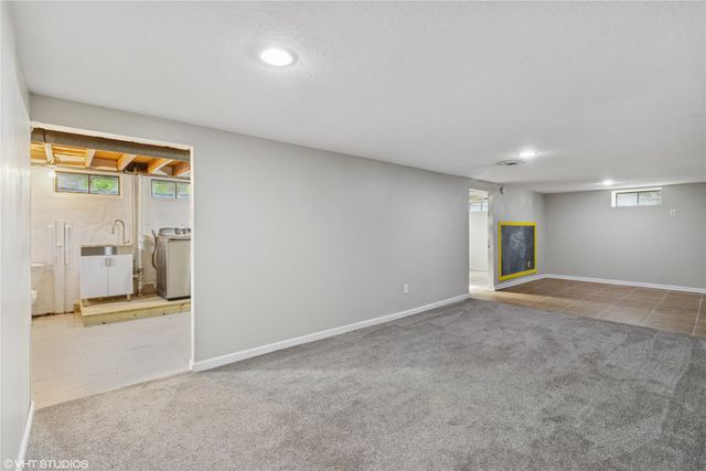 7340 Southview Drive, Des Moines, IA 50315